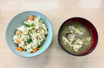 「混ぜご飯とお味噌汁」